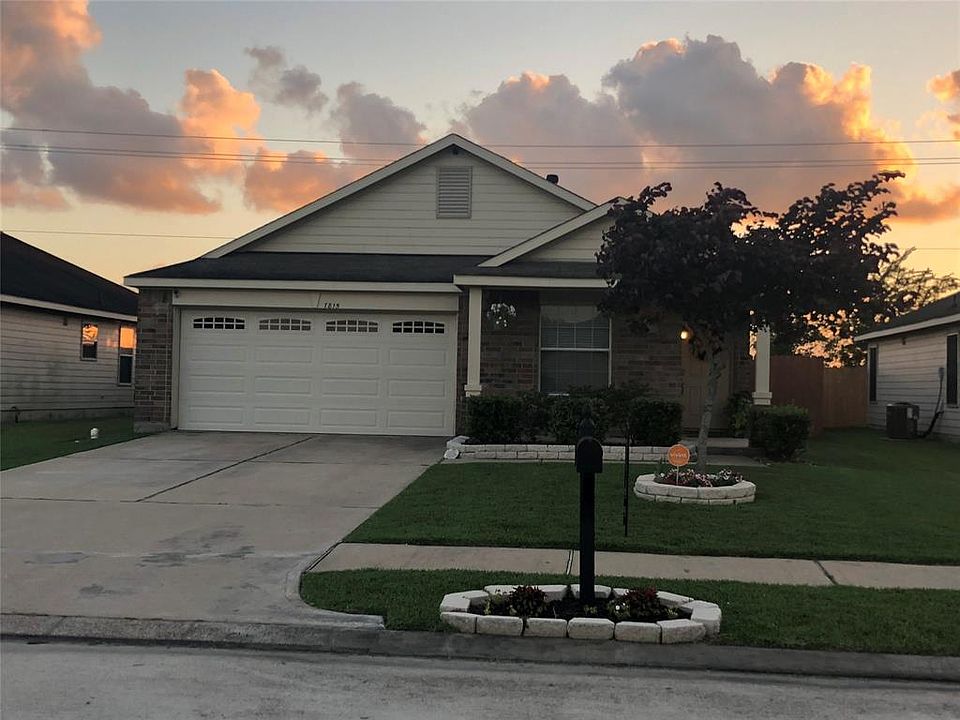 1st image of 7815 Ginger Park Dr