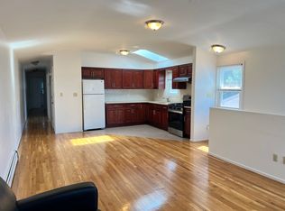 20-00 120th St, College Pt, NY 11356