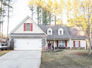 323 Laurel Ln, Social Circle, GA 30025