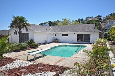 5th image of 1270 Murchison Dr