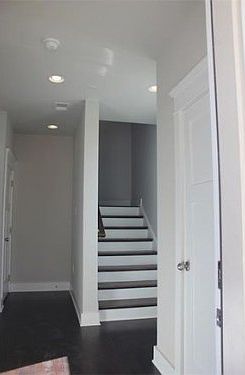 3rd image of 1718 Reynolds Cir SE
