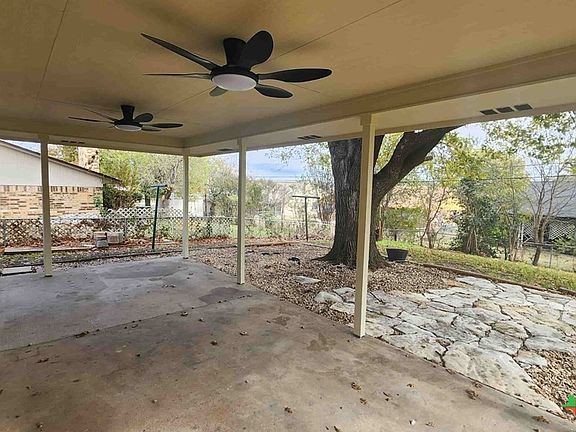 2nd image of 3008 Westrim Dr