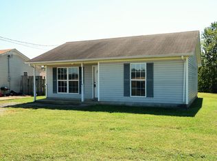 971 Stateline Rd, Oak Grove, KY 42262