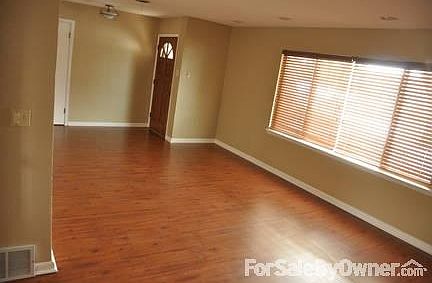 3rd image of 5205 Keswick Dr