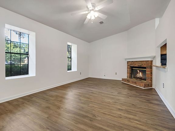 3rd image of 2722 Via Milano Ave #A