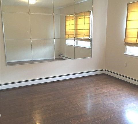 4th image of 47 Dogwood Ln