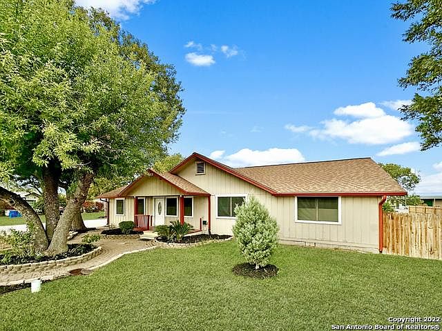 1st image of 111 Landis Dr
