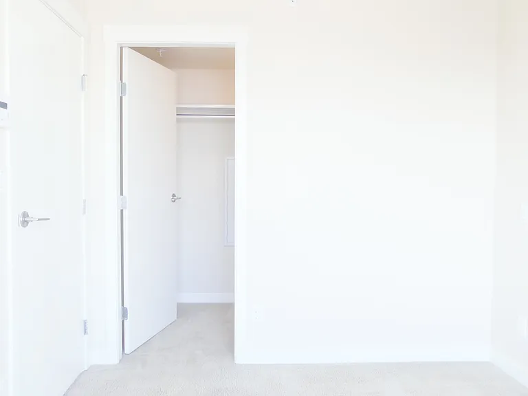 180 Switchmen St — Photo 24