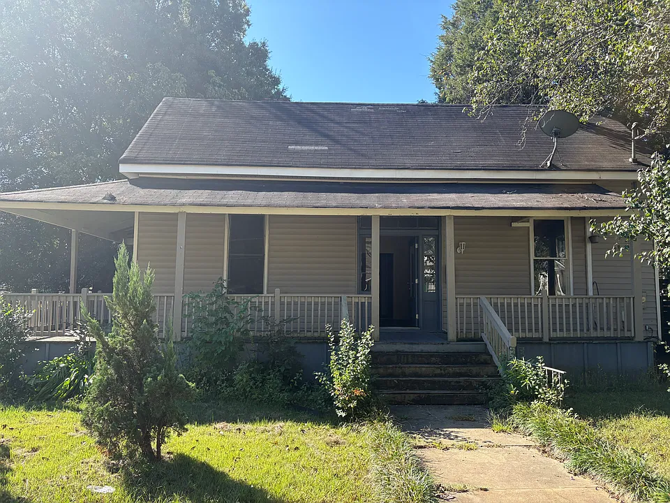 310 Elm St