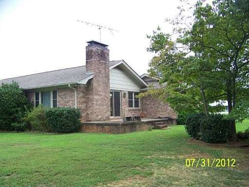 3rd image of 3545 Westgate Dr