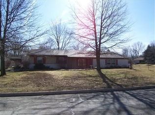 1250 Spruce Tree Ln, Amherst, OH 44001