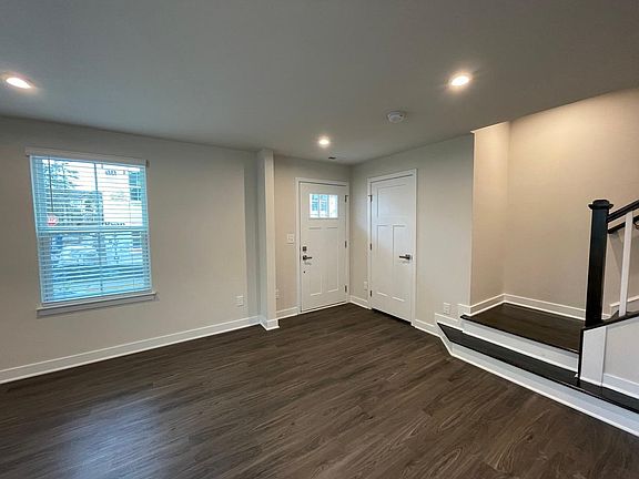 5th image of 1105 Newell Towns Ln #1105