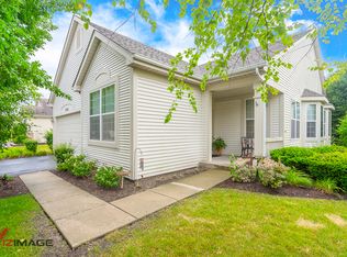 16548 Serene Lake Way, Crest Hill, IL 60403