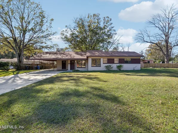 1904 DELAROCHE Drive W, Jacksonville, FL 32210