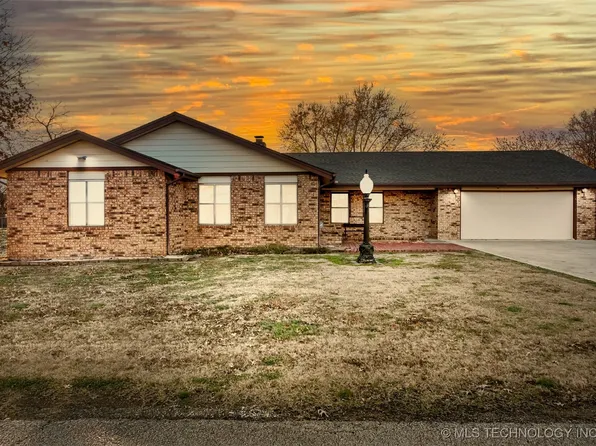 410 S Mary Ave, Wagoner, OK 74467