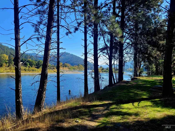 14 Chinook Ln, Orofino, ID 83544