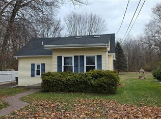 2749 Caledonia St, Newfane, NY