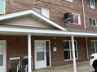 1217 El Kay Ct #20, Highland, IL 62249