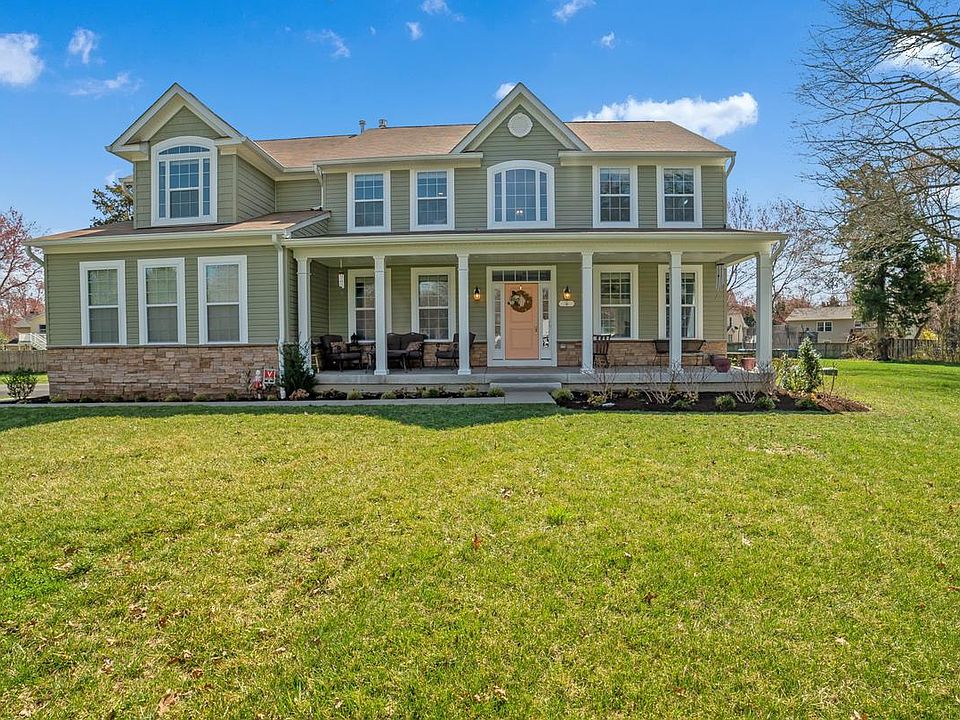 1st image of 6 Dixon Ct