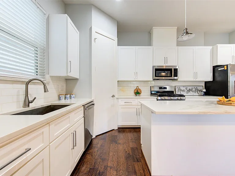 847 Rachel St #G — Photo 11