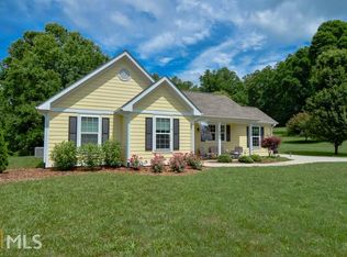 216 Allison Dr, Young Harris, GA 30582