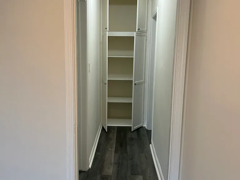 6859 N Coldwater Canyon Ave #3 — Photo 2