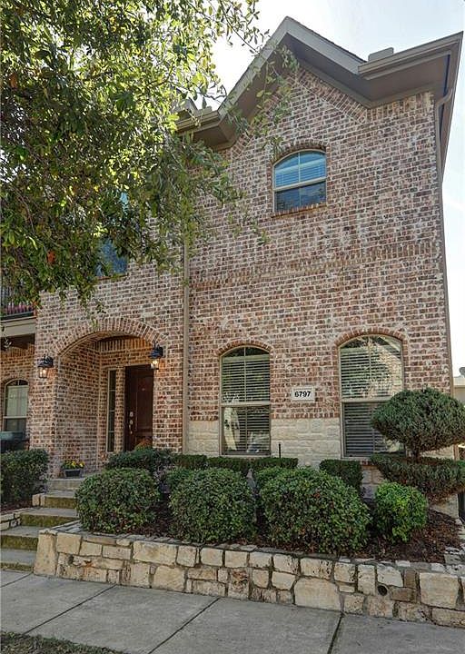 1st image of 6797 Cortona Ln