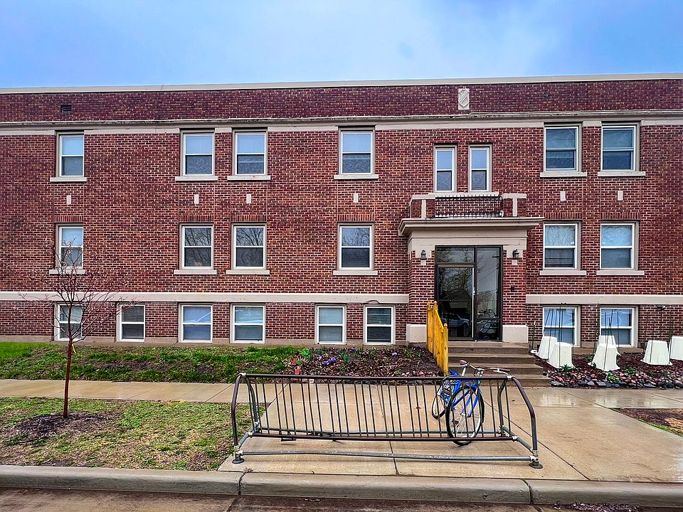 1st image of 1019 S Farwell St #106