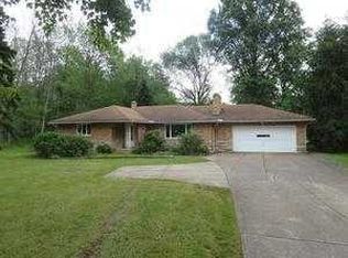 34426 Pettibone Rd, Solon, OH 44139
