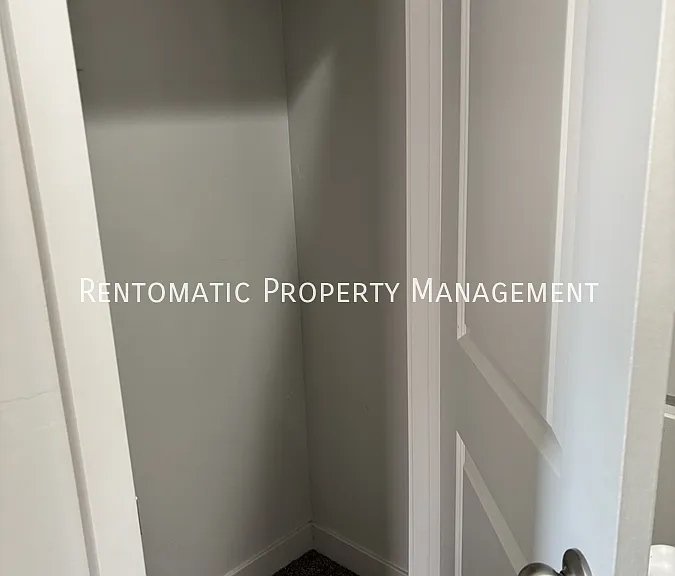 11017 S Harvest Pointe Dr #1 — Photo 27