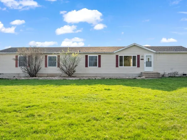 3906 N 500 E, Rolling Prairie, IN 46371