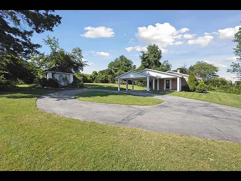 15493 Siesta Ave — Photo 15