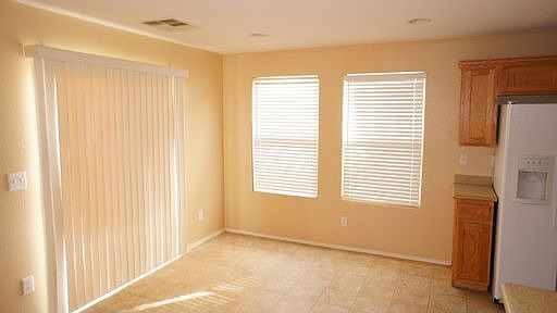 4th image of 4744 Portola Vista Ave