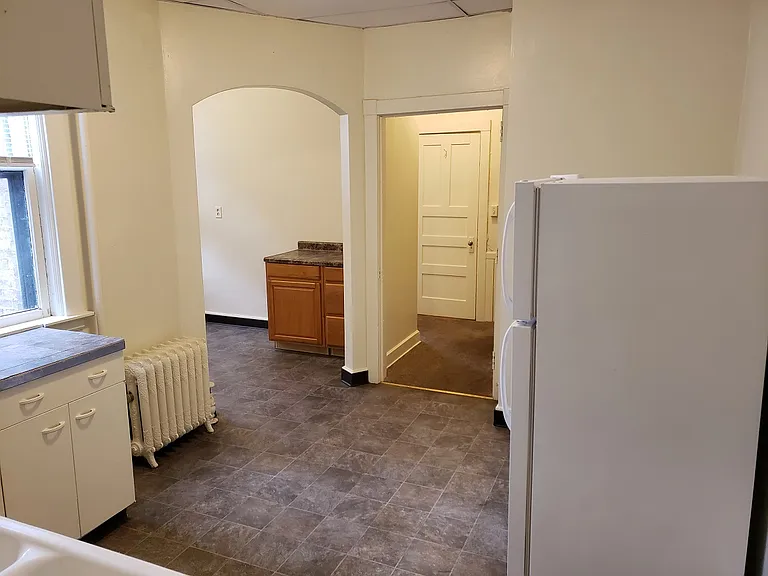 721 E 1st St #7 — Photo 2