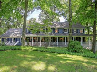 9 Summit Rd, Mendham, NJ 07945