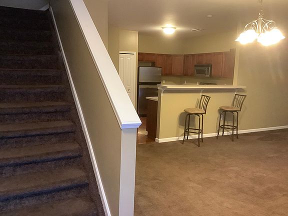 5th image of 47591 Pembroke Dr #65
