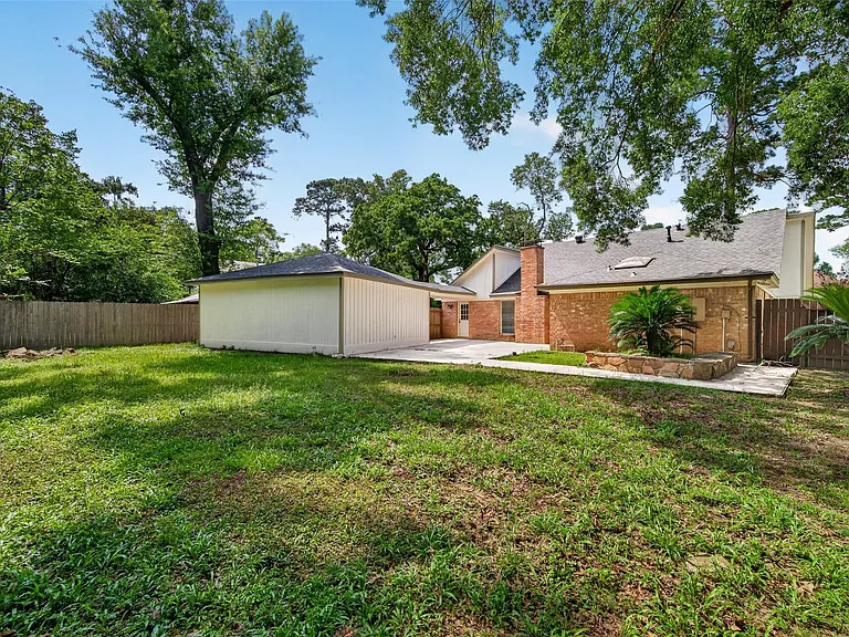 1834 Shadow Rock Dr — Photo 39