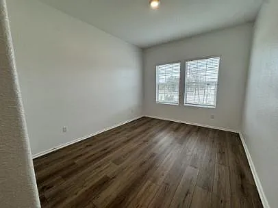 316 Wolf Springs Rd — Photo 16