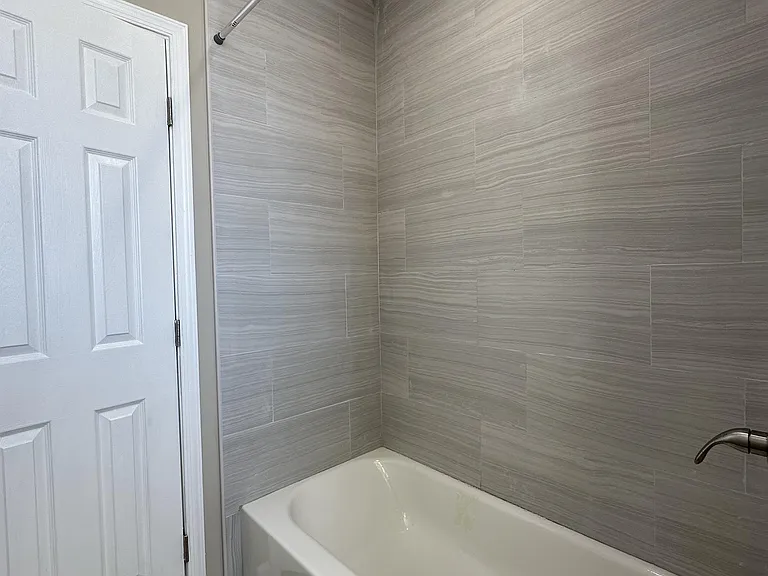 2238 N Fulton Ave #3 — Photo 17