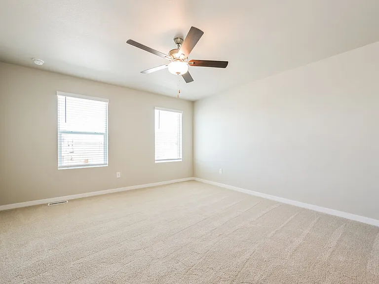 2140 Christina St — Photo 11