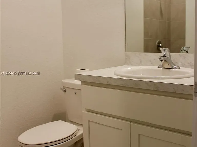 359 NE 16th St — Photo 12