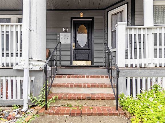 2nd image of 10 Beach Rd #1