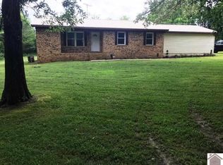 5634 Lovelaceville Rd, Paducah, KY 42001