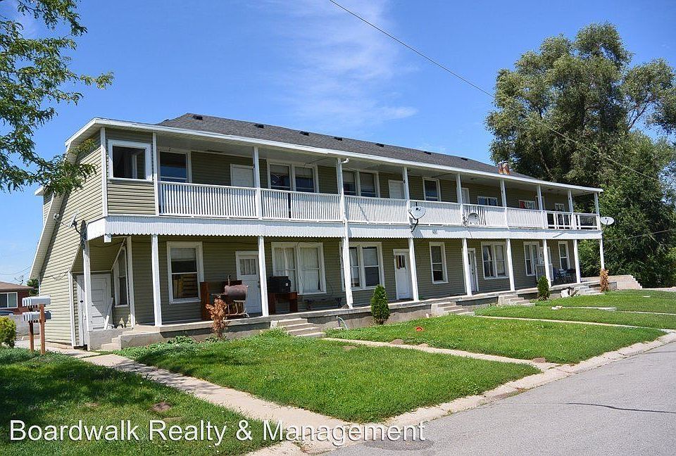 1st image of 2830 S Patricia Dr APT 1