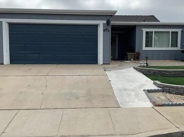 1508 Caceras Cir, Salinas, CA 93906