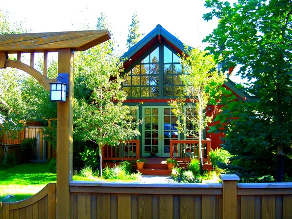1449 NW Elgin Ave, Bend, OR 97703