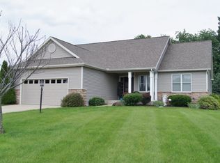 1066 N Crete Dr, Warsaw, IN 46580