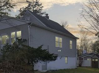 1 Smithville Rd, West Milford, NJ 07421