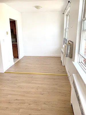 Rented by Voro, LLC | media 11