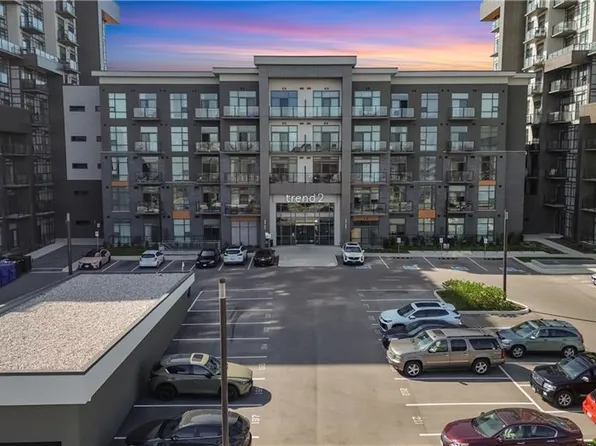 460 Dundas St E #1109, Hamilton, ON L8B 2A5